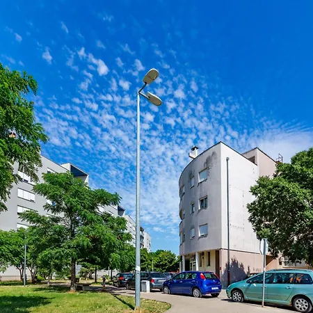 Apartment Dijana 1 Bdr With Balcony *