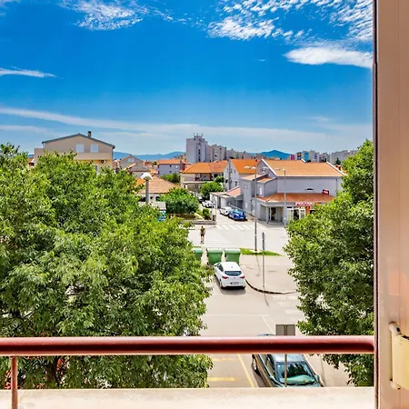 Dijana 1 Bdr With Balcony * Zadar