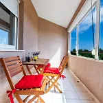 公寓 Dijana 1 Bdr With Balcony 扎达尔