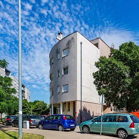 Dijana 1 Bdr With Balcony Apartment Zadar