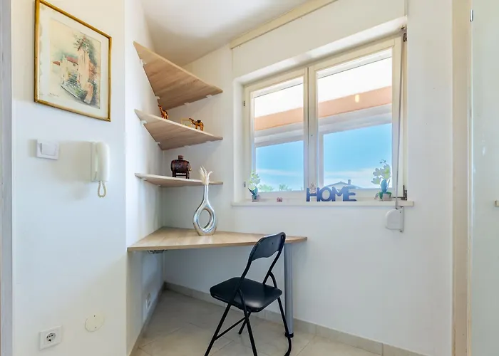 Dijana 1 Bdr With Balcony Apartamento *